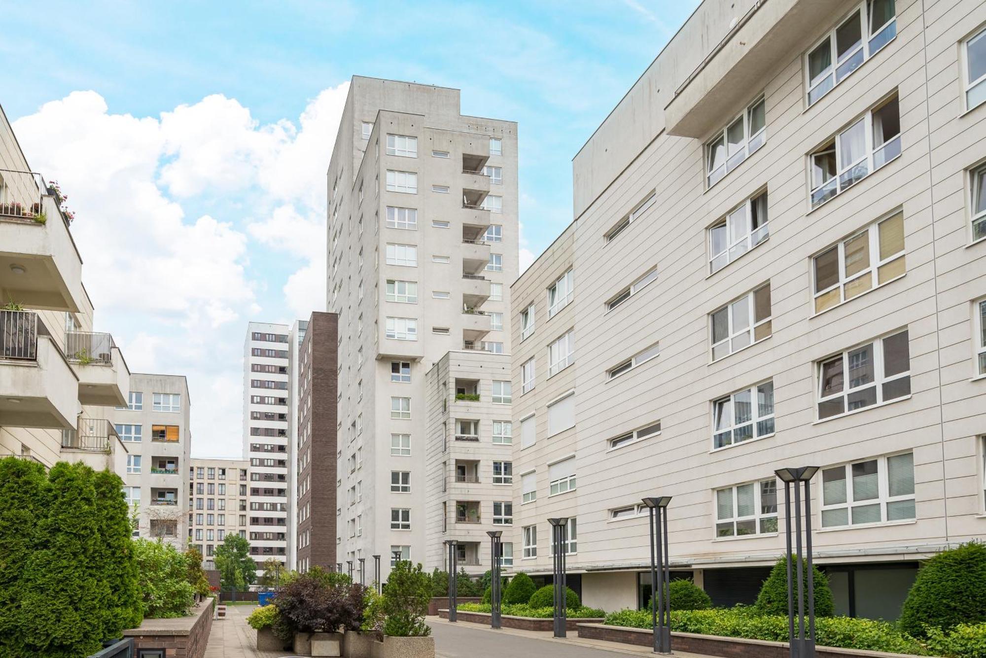 ורשה Stawki Pleasant Apartment מראה חיצוני תמונה